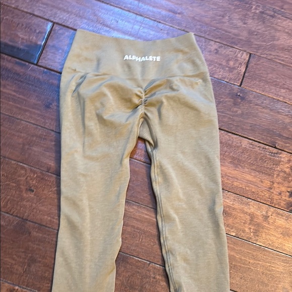 Athleta & alphalete bundle (5) size small - Picture 4 of 8